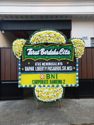 Papan Bunga Duka di Panyindangan